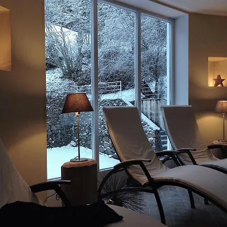 Stern & Hotel 3*